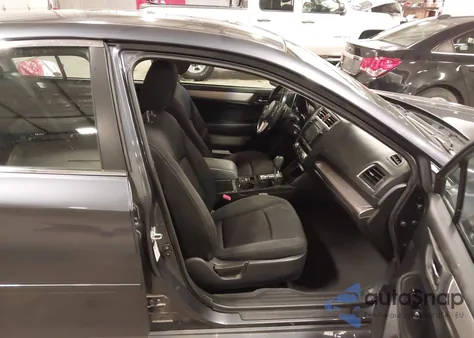 2015 Subaru Legacy 2.5I Premium из США, поврежденный, VIN 4S3BNBF69F3064076